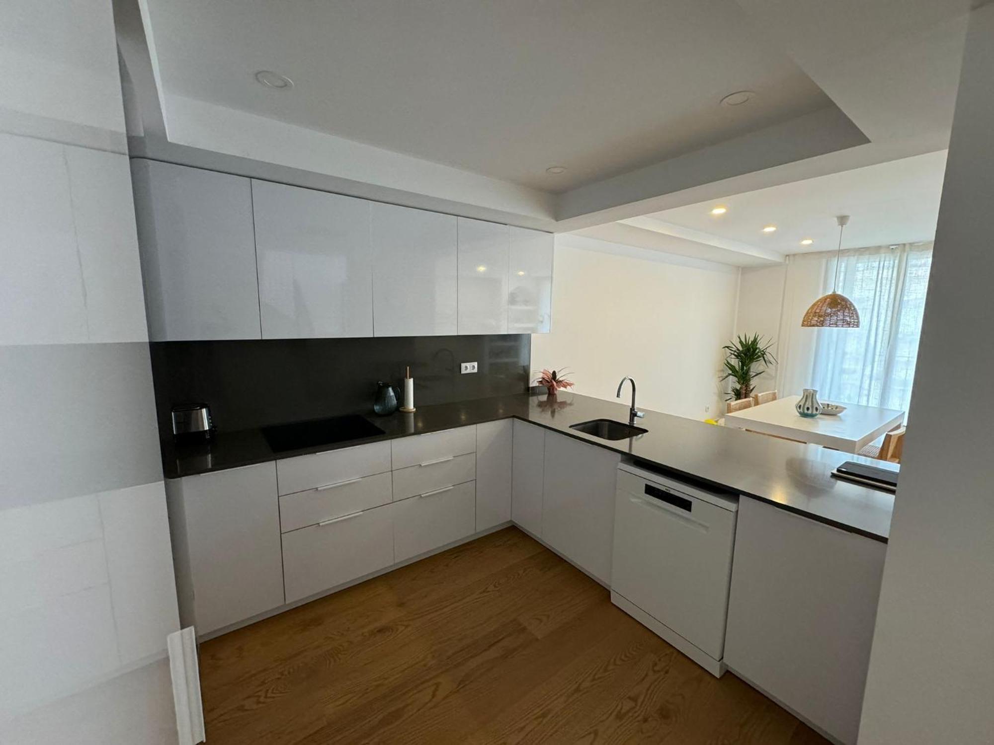 Apartamento Eixample Penthouse - Bright 2br Duplex With Terraces *