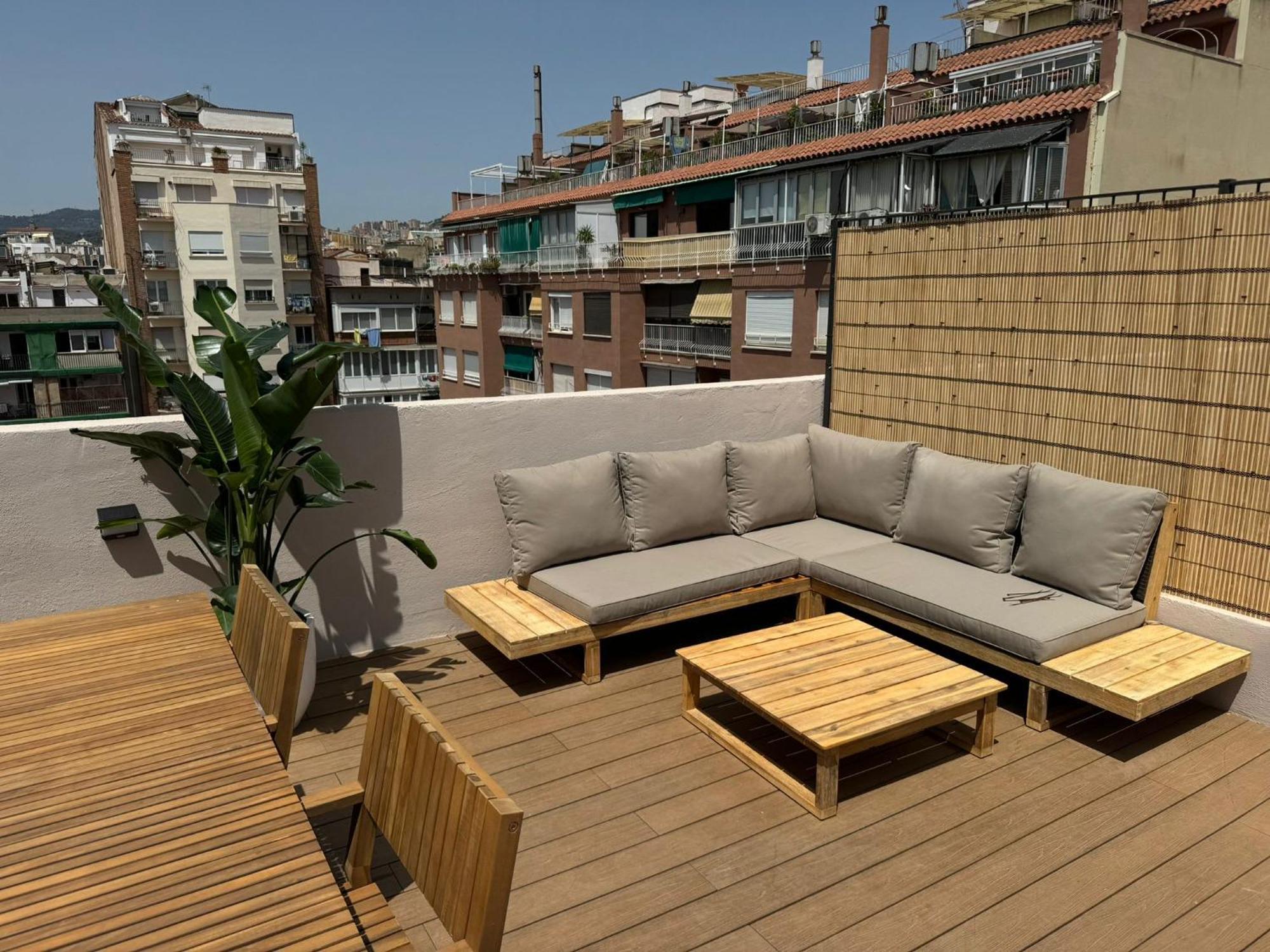 Eixample Penthouse - Bright 2br Duplex With Terraces Barcelona